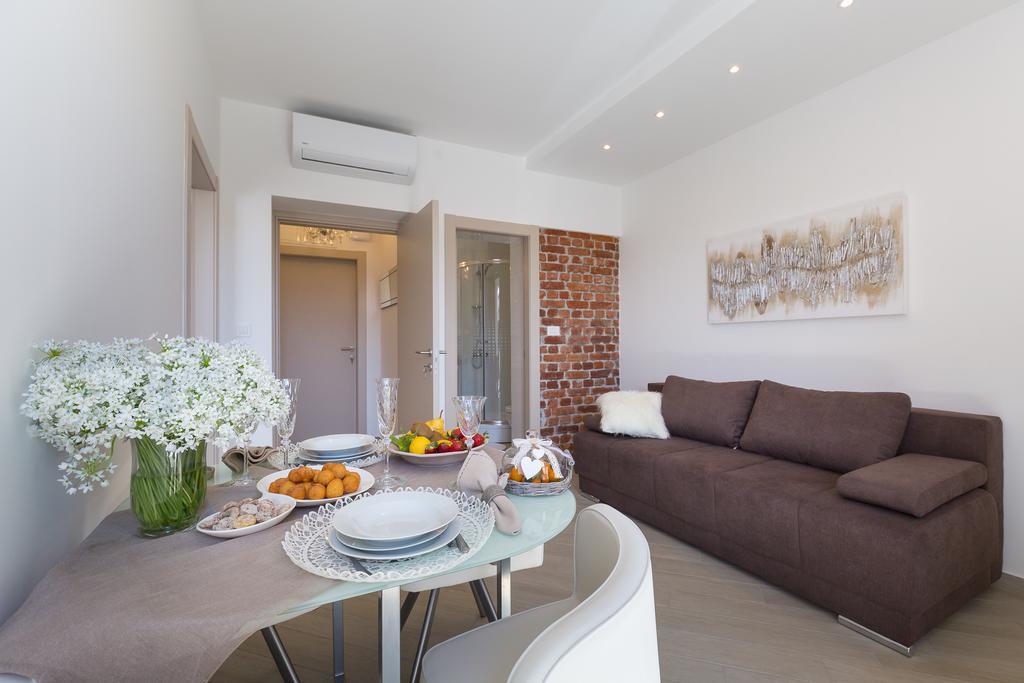 Central Boutique Apartments With Balconies, In Walking Distance To The Sea Задар Екстер'єр фото