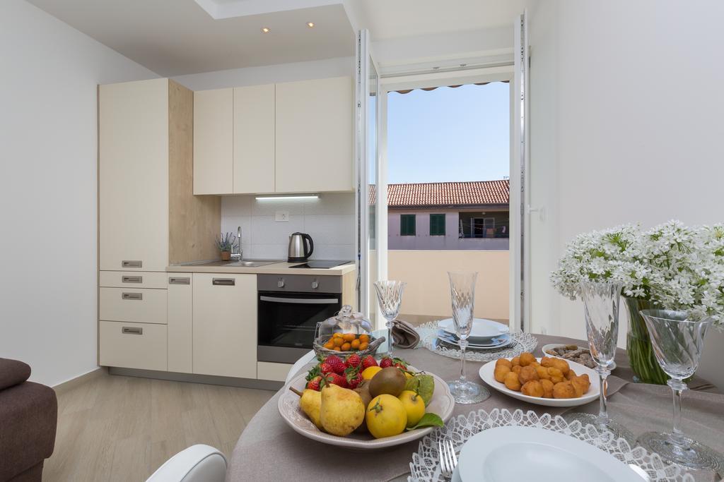 Central Boutique Apartments With Balconies, In Walking Distance To The Sea Задар Екстер'єр фото